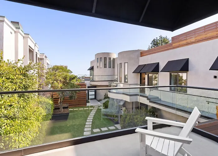 Malibu Sand By Stay Awhile Villas